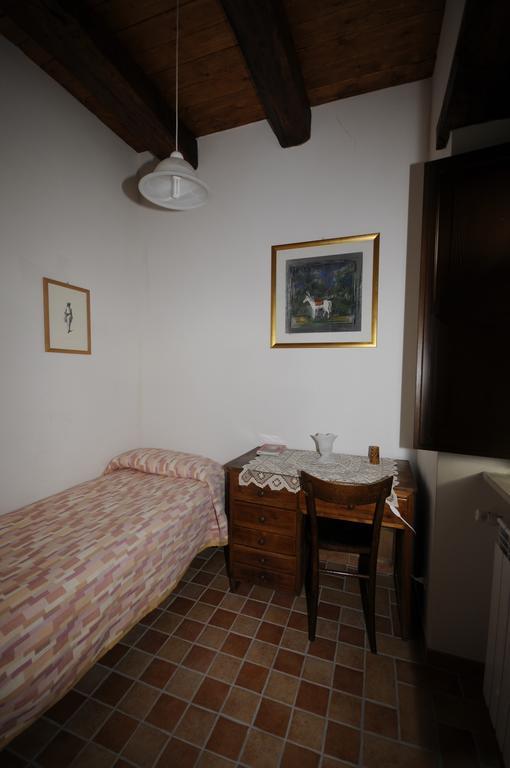 Bb Casavacanze Corneto Apartment Bomba Room photo